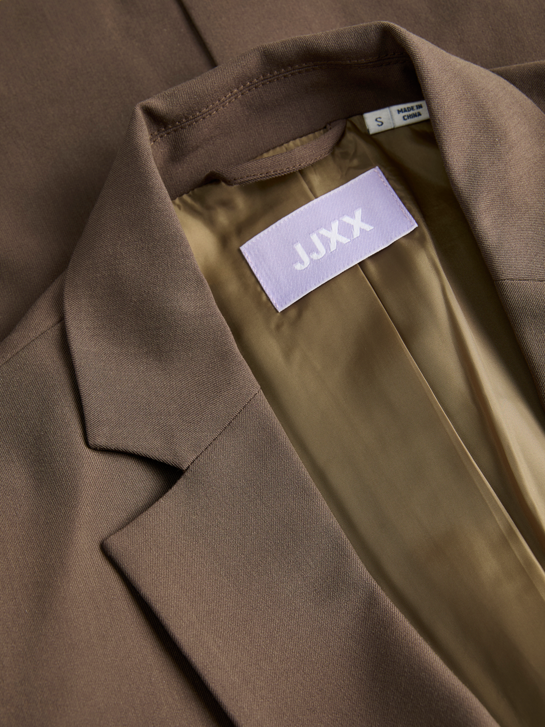 model_shot-detail